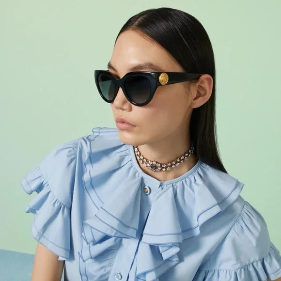 Authentic Gucci Black Sunglasses - Picture 2 of 9